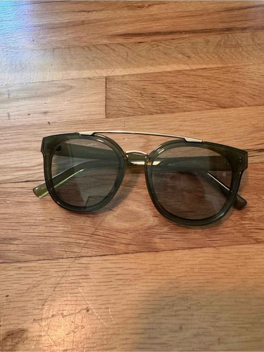 Women's Green Round Sunglasses with Gold Double Bridge